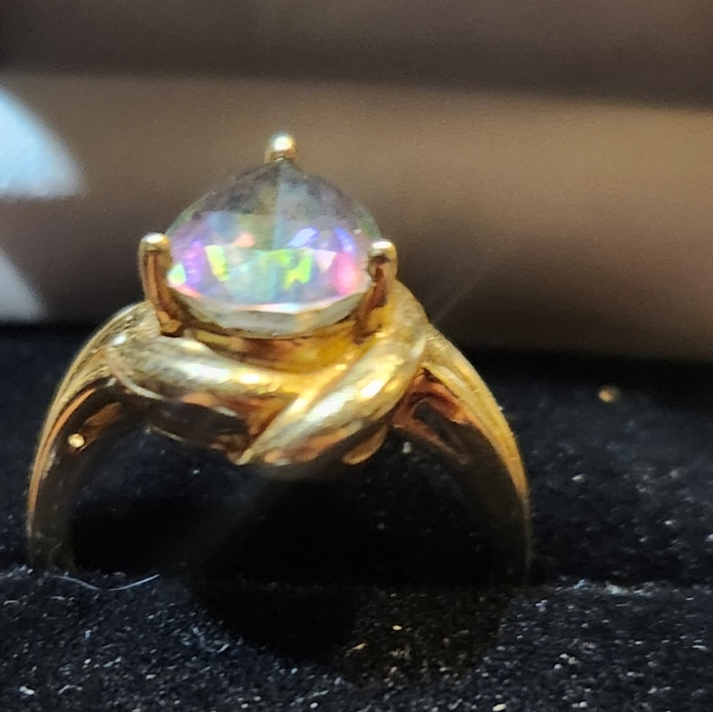 10kt..Gold Large  Mystic Topaz Ring With Diamond Accents - Picture 5 of 15